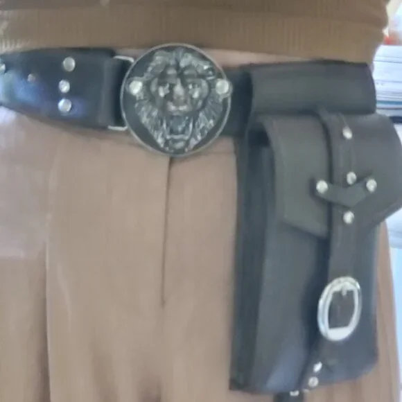 Brand New - BOHO stylebelt with phone holster size Small Belts